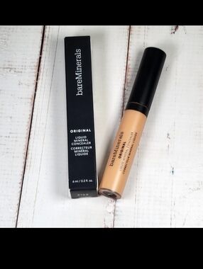 NEW bareMinerals Original Liquid Mineral Concealer | Shade Light/Med 2.5W